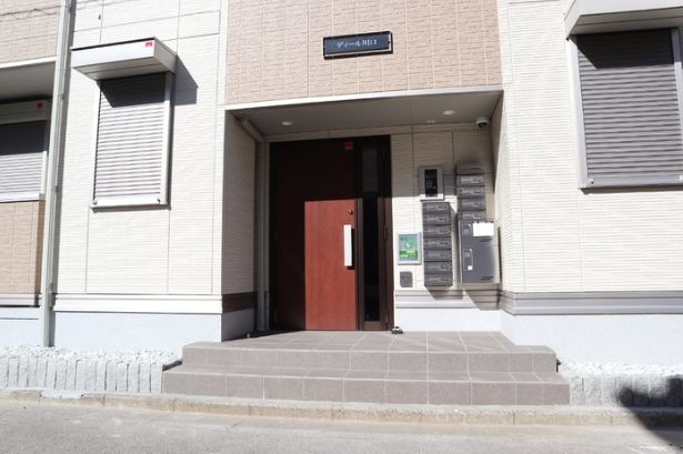 ディール川口のエントランス