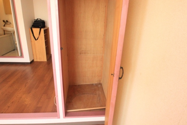 タキハイツの収納