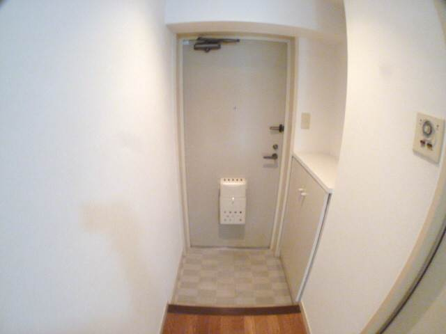 ライオンズマンション新神戸の玄関