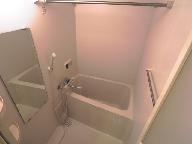 プライムライフ三宮磯上公園の浴室
