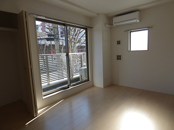 ざ・してぃ神戸元町の洋室