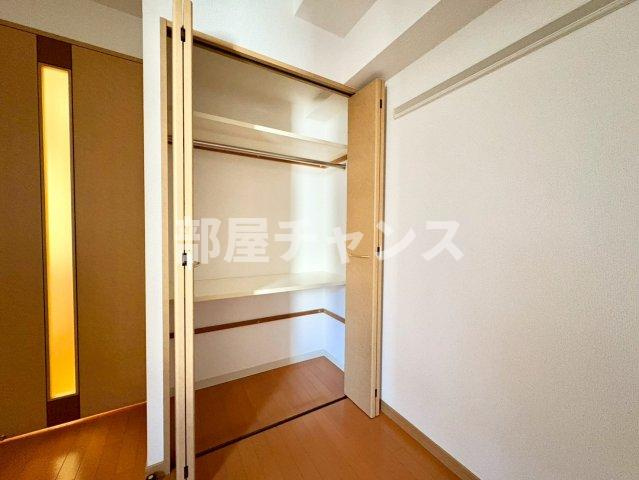 プレサンス桜通アベニューの収納