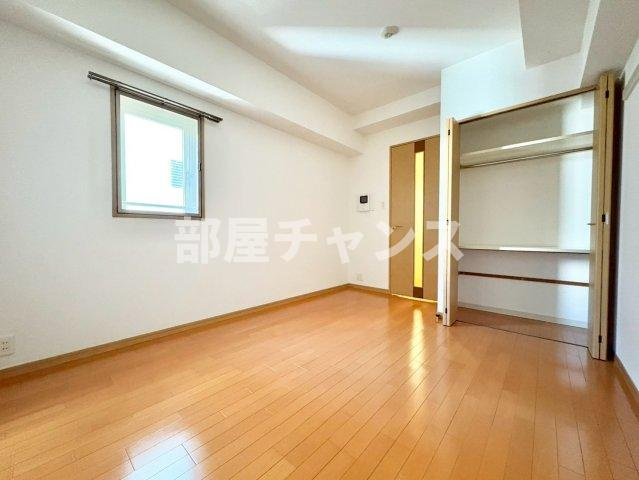 プレサンス桜通アベニューの寝室