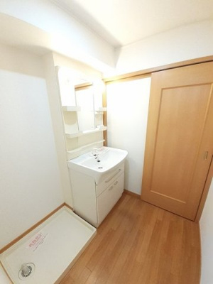 【洗面所】 | グランドール