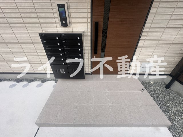 D porta Paceのエントランス