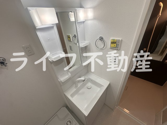 D porta Paceの独立洗面台