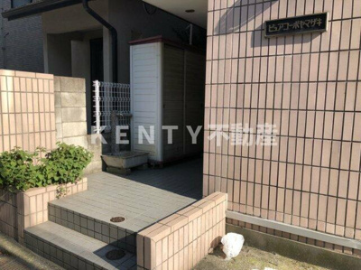 【エントランス】 | ピュアコーポヤマザキ | 毎日通るエントランスはこのようになっています