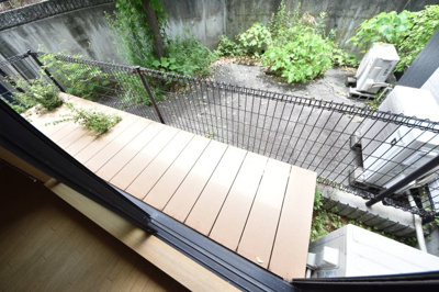 【庭】 | 中山手ガーデンパレスA棟