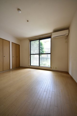 【居間・リビング】 | 中山手ガーデンパレスA棟