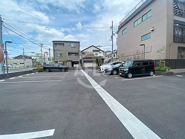 プレジオ森河内ASIANの駐車場|プレジオ森河内ASIAN　駐車場