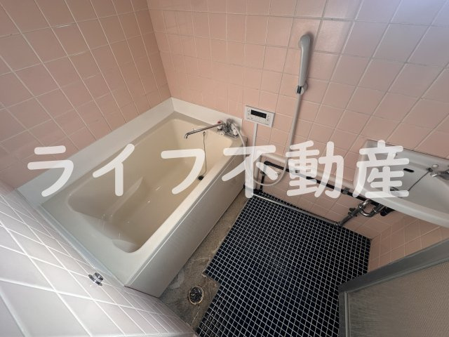 Serie 東大阪の浴室|コンパクトで使いやすいお風呂です