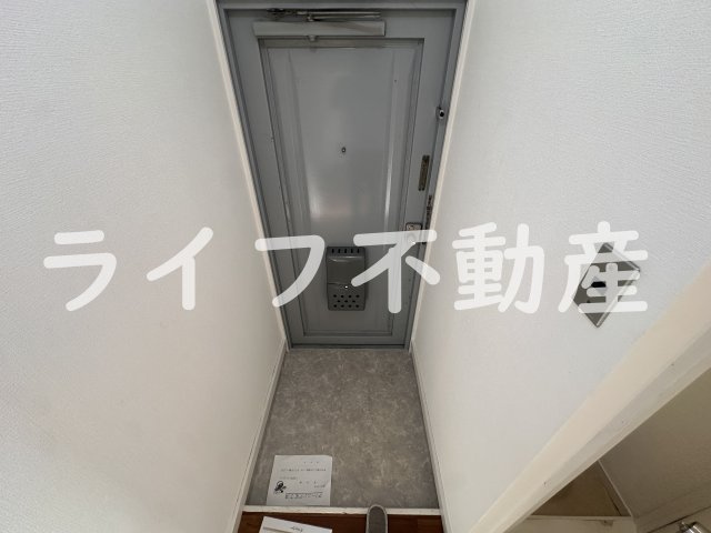 Serie 東大阪の玄関|毎日通る玄関はこちらです