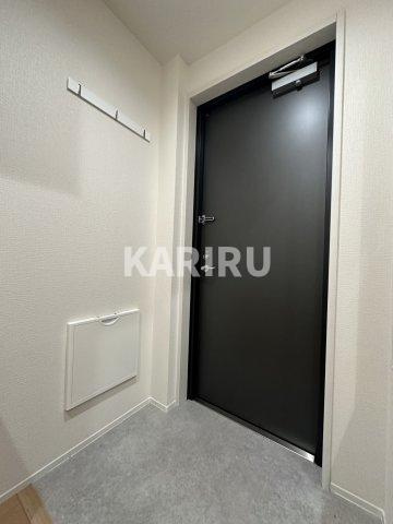 フルール桃谷の玄関