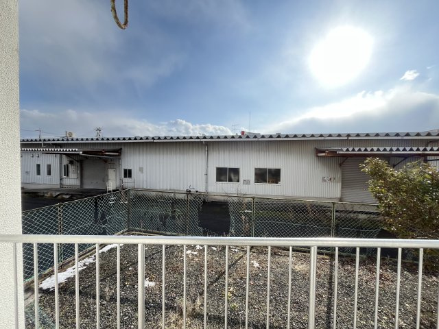 ネオハイツ安倍のバルコニー