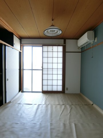 ネオハイツ安倍の和室