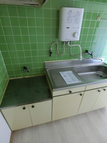 ネオハイツ安倍のキッチン