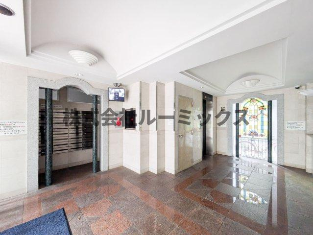 福岡市城南区鳥飼７丁目の賃貸マンションのエントランス|落ち着いたエントランスです