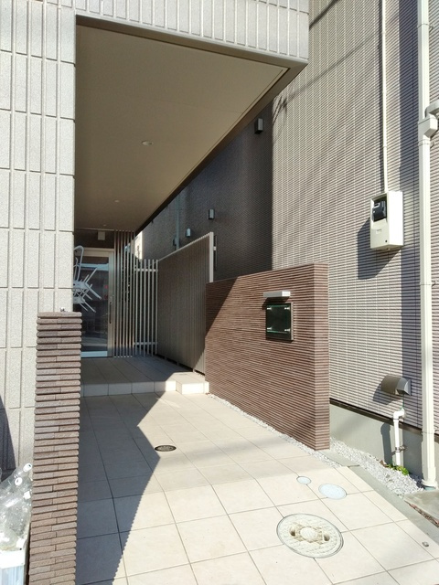 シェーネザール調布のエントランス|オートロック★キレイなエントランス★