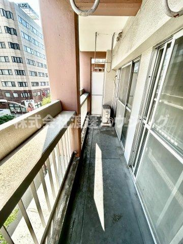 成晃マンションのバルコニー