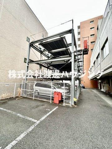 成晃マンションの駐車場