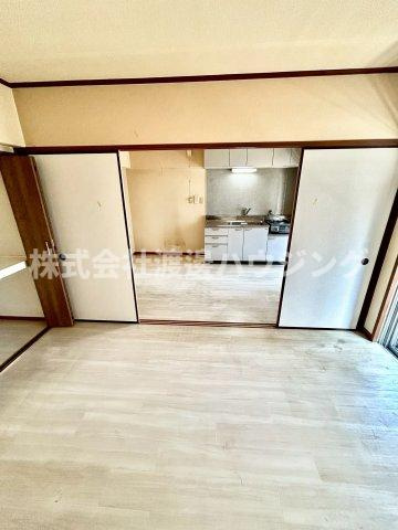 成晃マンションの内装