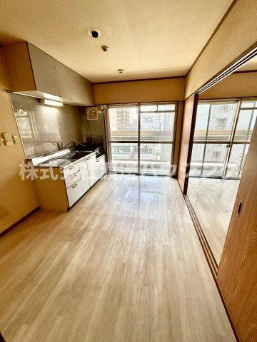 成晃マンションの居間・リビング