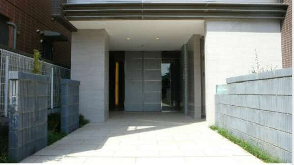 フォーチュン ドゥミールのエントランス