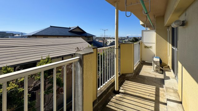 ニューハイツ春の木 No.2のバルコニー