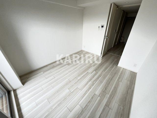 アドバンス大阪バレンシアの居間・リビング