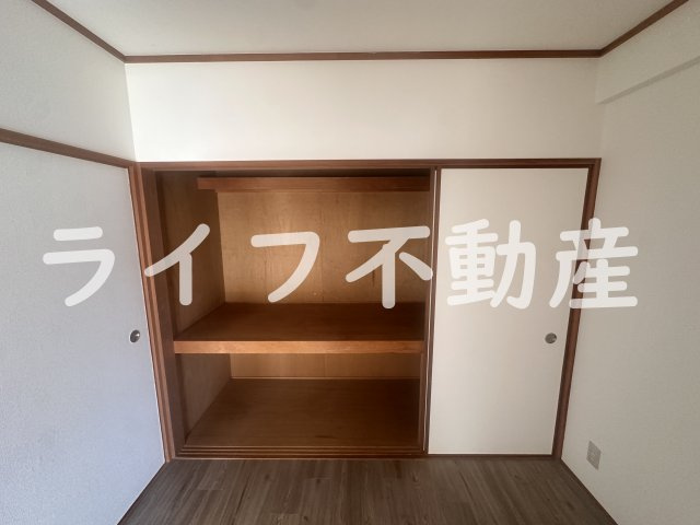 サンプラザ新石切の収納|便利な収納スペースです