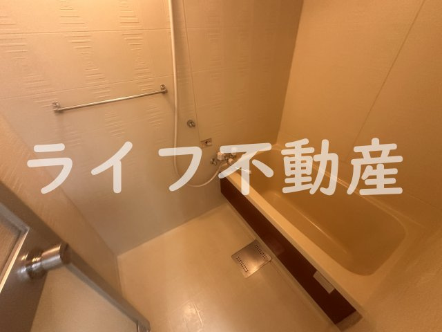 サンプラザ新石切の浴室|お風呂です