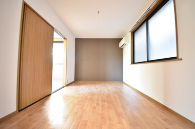 【居間・リビング】 | 中山手ガーデンパレスC棟