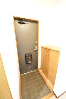 【玄関】 | 中山手ガーデンパレスC棟