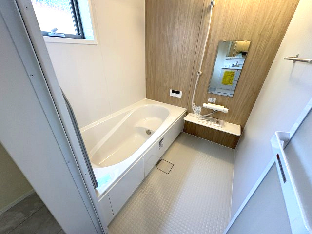 【内装】 | 福岡市博多区麦野1丁目　1号棟（全2棟）【仲介手数料無料・0円】 | 施工例。浴室です。施工例は完成時と異なる場合があります。