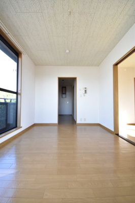 【居間・リビング】 | 中山手ガーデンパレスC棟