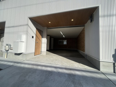 【外観】 | base plus（賃貸ガレージハウス）