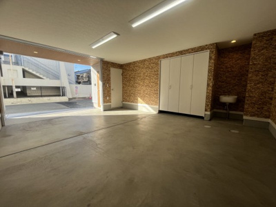 【駐車場】 | base plus（賃貸ガレージハウス）