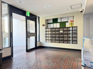 【エントランス】