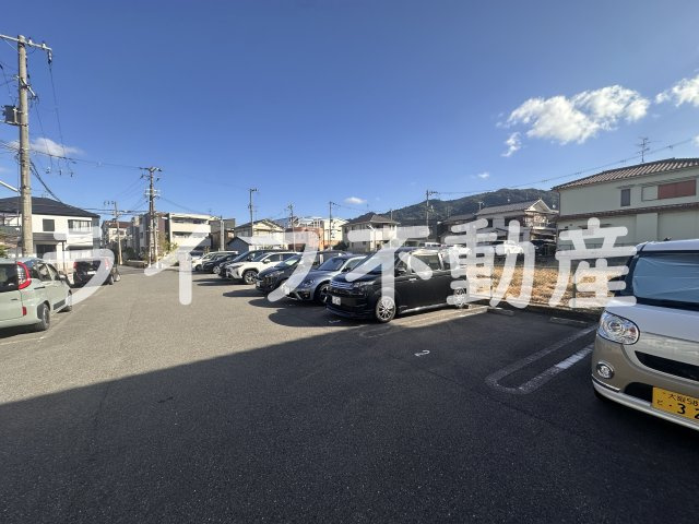 グラン シエルの駐車場|駐車場に車を止められます