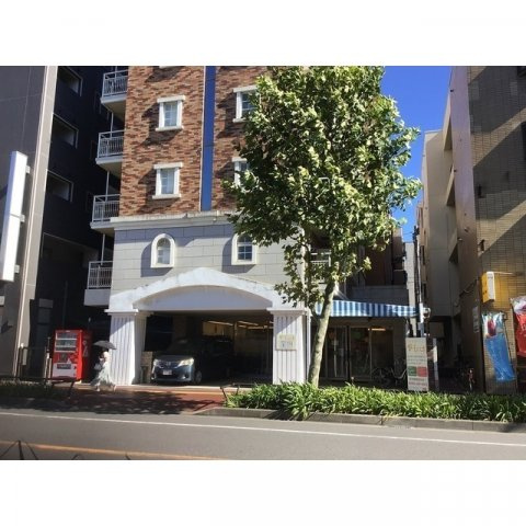 メゾン・ド・ディマンシェの外観