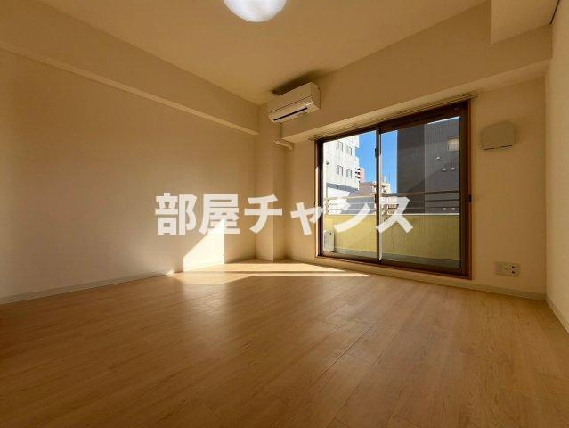 レジデンス金山スクエアの居間・リビング