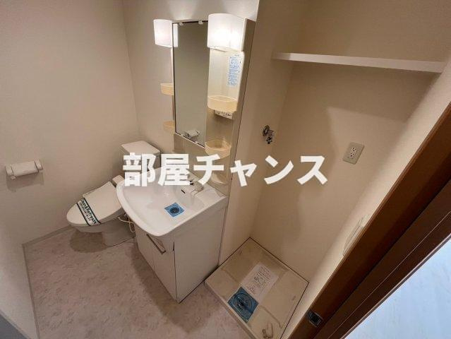 レジデンス金山スクエアの独立洗面台
