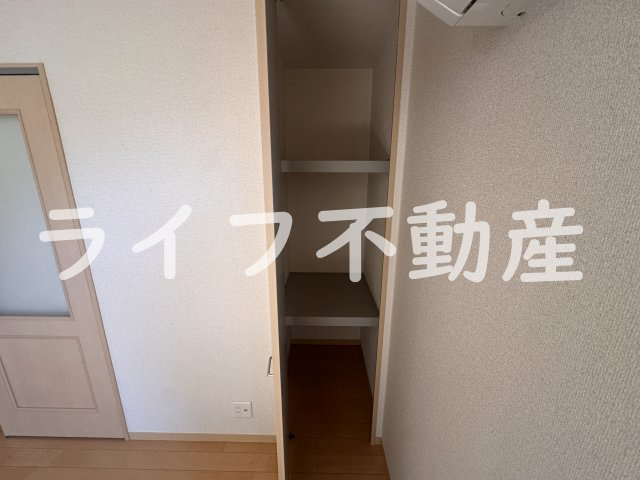 ドゥ・リュエルAの収納|便利な収納スペースです