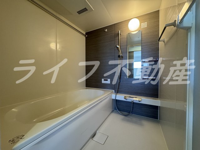 アベニール末広の浴室|日々の疲れを癒すお風呂付です