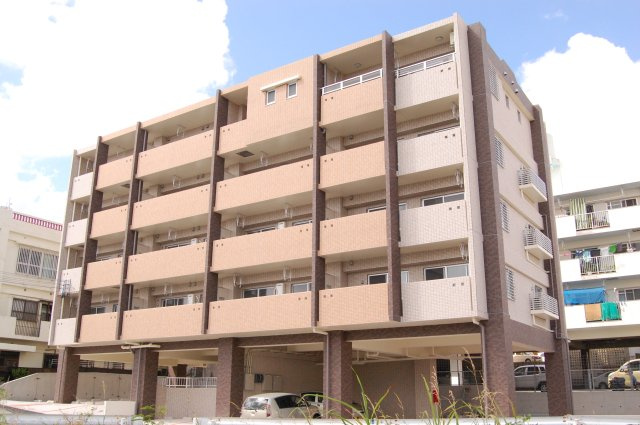 サニーパレスの外観