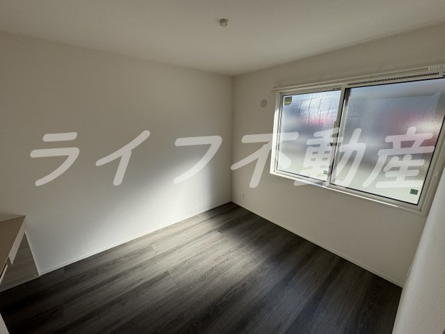 グルーヴィフィールドの洋室|広々とした洋室です