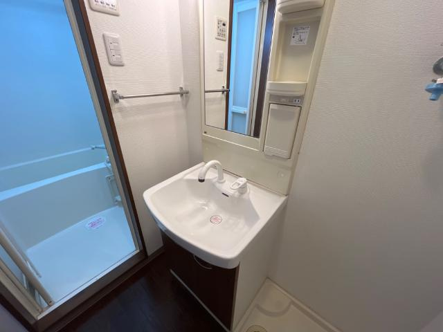 ラ・ティエラの洗面所|洗面