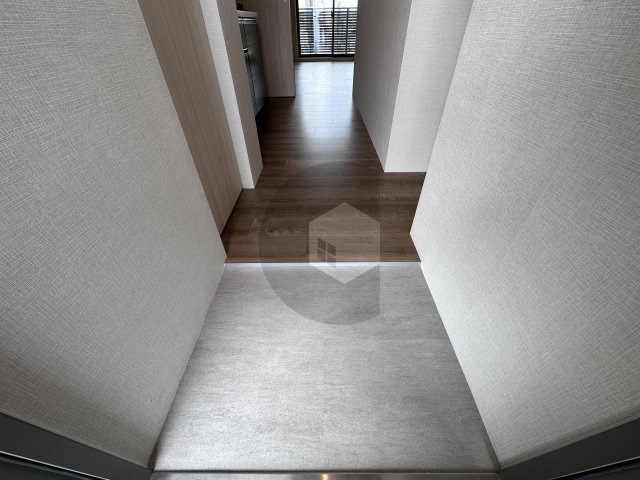 ARCENCIEL SQUARE FUKAEBASHIの玄関