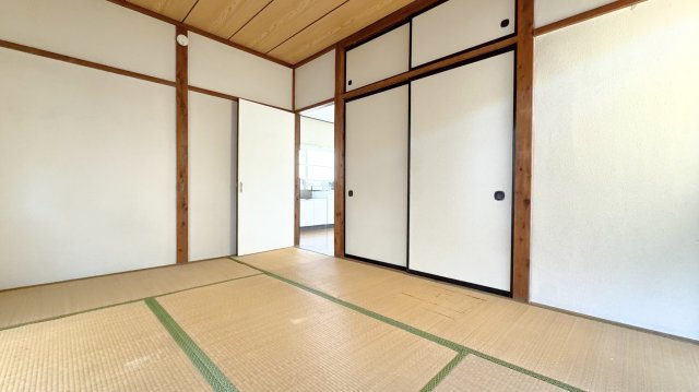 成澤戸建東椎路1294南西角の和室