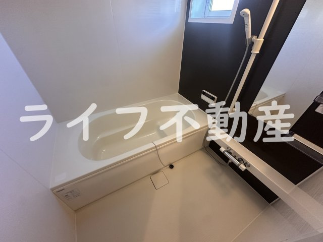 ラピス横小路の浴室|落ち着いた空間のお風呂です